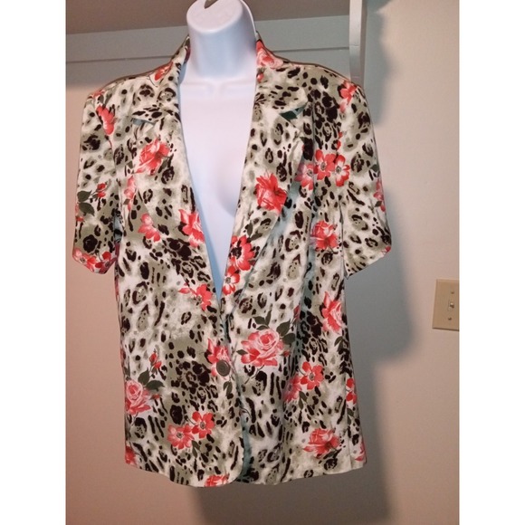 Sag Harbor Jackets & Blazers - Sag Harbor Woman Stretch Leopard Floral Short Sleeve Blazer Jacket Green Red 18W